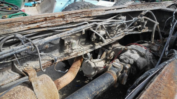 ขายครับ 10 ล้อนิสสัน 2 เพลาเครื่อง CNG รถวิ่งได้ขับได้เอกสารเล่มทะเบียน ม.79 ราคา 270,000 สนใจติดต่อ 0845672050