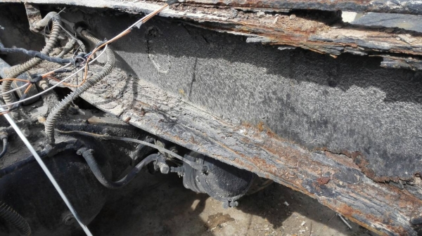 ขายครับ 10 ล้อนิสสัน 2 เพลาเครื่อง CNG รถวิ่งได้ขับได้เอกสารเล่มทะเบียน ม.79 ราคา 270,000 สนใจติดต่อ 0845672050