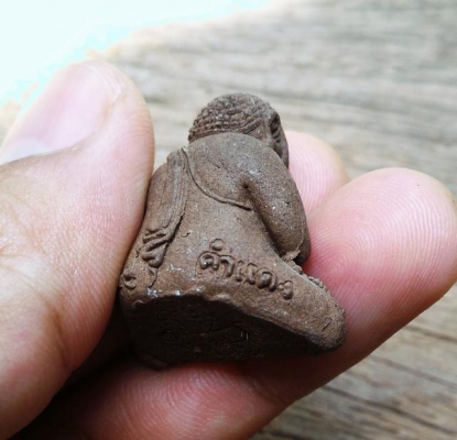 พระปิดตา หลวงปู่คำแดง มีประสบการณ์ ก้นตอกโค๊ตยันต์ ฝังพระธาตุ