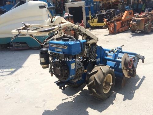 รถตัดหญ้าแบบเดินตาม  OREC  BC70  รหัสสินค้า : 80903823   www.nihonmono.com