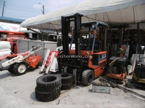 รถยกไฟฟ้า  TOYOTA  5FB15 รหัสสินค้า : 80903613  www.nihonmono.com