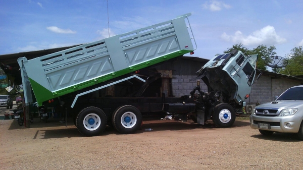 ขายดาวน์นางฟ้า240F กระบะสามมิตร ราคา 1,170,000 บาท