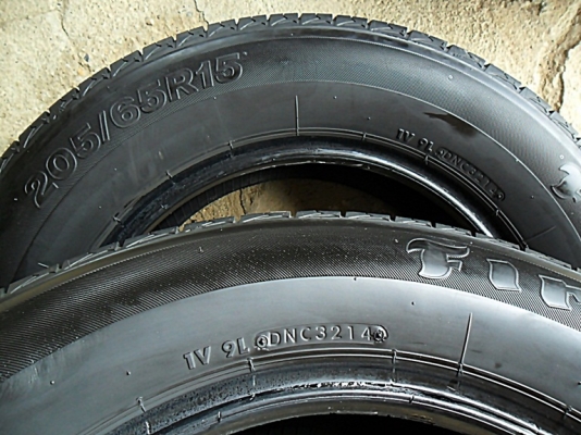 ยางกระบะ-เก๋ง-ตู้ ขอบ15 ไฟร์สโตน205-65-R15 ลงพื้นปี15 (4เส้น3,800)