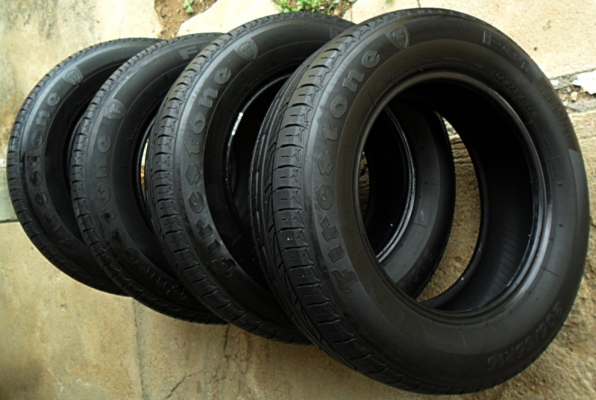 ยางกระบะ-เก๋ง-ตู้ ขอบ15 ไฟร์สโตน205-65-R15 ลงพื้นปี15 (4เส้น3,800)