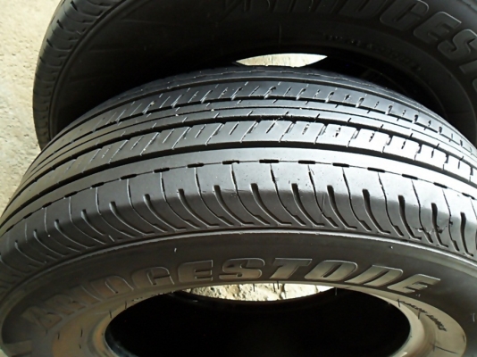 ยางกระบะขอบ15 บริดสโตน205-70-R15 ลงพื้นปลายปี15 (4เส้น4,500)