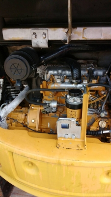 รถขุด CAT 305SR มีเก๋ง มือสองนำเข้าจากญี่ปุ่น สภาพพร้อมใช้งาน