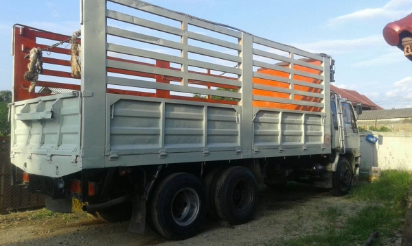 สิบล้อสิงไฮเทคขายเงินดาว 350000ปี39ส่งเดือน11900ค้าง35งวดรถล่อง