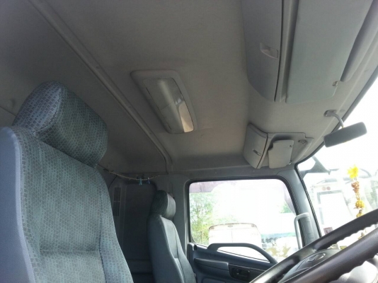 รถฮีโน่ 10 ล้อ ( รั้ว ) ติดเครน 5 ตัน. FL8J  220 แรงม้า. ปี 52.  ( รถวิ่ง 14x,xxx กม. )     สนใจติดต่อ  081 - 6079515