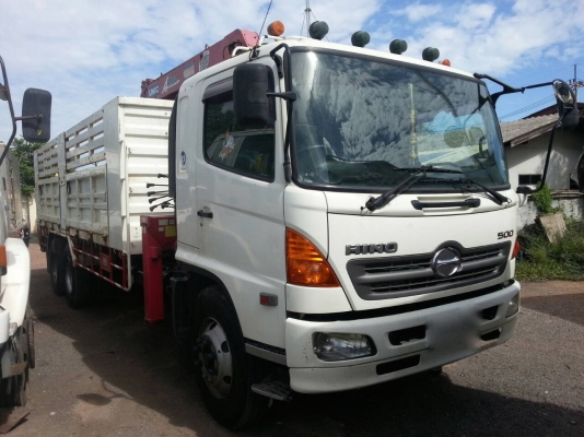 รถฮีโน่ 10 ล้อ ( รั้ว ) ติดเครน 5 ตัน. FL8J  220 แรงม้า. ปี 52.  ( รถวิ่ง 14x,xxx กม. )     สนใจติดต่อ  081 - 6079515