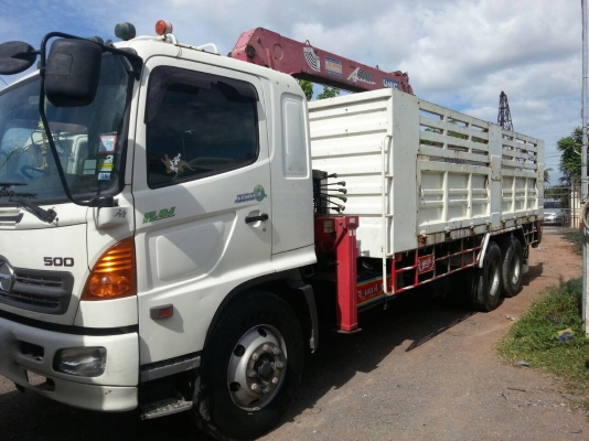 รถฮีโน่ 10 ล้อ ( รั้ว ) ติดเครน 5 ตัน. FL8J  220 แรงม้า. ปี 52.  ( รถวิ่ง 14x,xxx กม. )     สนใจติดต่อ  081 - 6079515