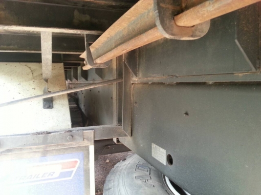 รถฮีโน่ 10 ล้อ ( รั้ว ) ติดเครน 5 ตัน. FL8J  220 แรงม้า. ปี 52.  ( รถวิ่ง 14x,xxx กม. )     สนใจติดต่อ  081 - 6079515