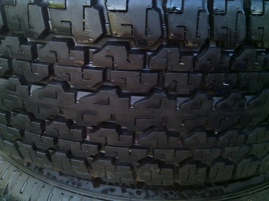 Dmax 1.9 X series ขอบ 16 พร้อมยางป้ายแดง