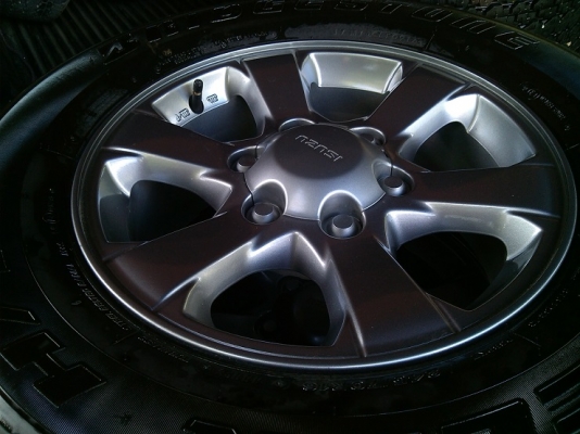 Dmax 1.9 X series ขอบ 16 พร้อมยางป้ายแดง