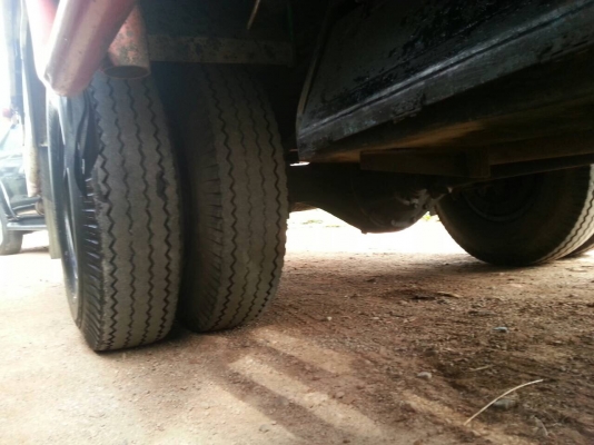 รถฮีโน่ 6 ล้อ ตู้เย็น FC4J  150 แรงม้า. ปี 46.    สนใจติดต่อ  081 - 6079515