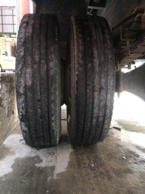 รถฮีโน่ 6 ล้อดั้ม / ติดเครน 3 ตัน. FG8J  220 แรงม้า. ปี 56.  ( รถวิ่ง 9,xxx กม. )     สนใจติดต่อ   081 - 6079515