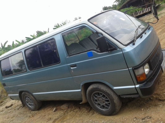 ขายรถตู้toyotaไฮเอ็ดถูกๆครับ