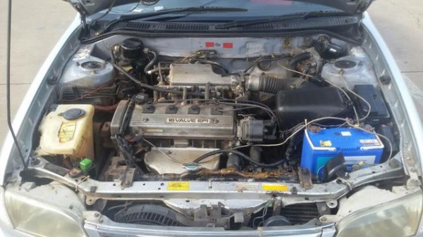 toyota corolla glxi ตัวท็อป ไฮท็อก 1600 mt lpg ปี 2000