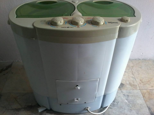 ขายเครื่องซักผ้า2ถังใบเล็กราคาเบาๆ