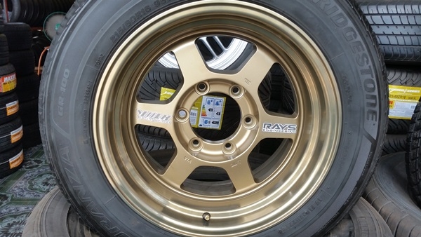 ขายแม็กใหม่ 16 TE37 6รู หน้า8 OFF 0 ยางเปอร์เช็นปี14  4 ล้อ