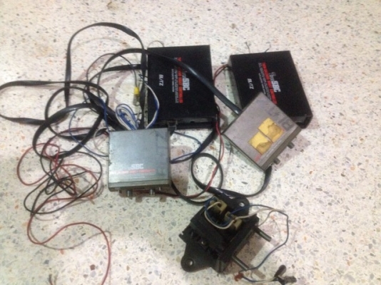 ปรับบูชไฟฟ้า blitz ssbc 2ชุด ขาดเซนเซอร์ตัวนึงตามรูปเก่าญี่ปุ่นสภาพตามรูป ปรับบูชไฟฟ้า blitz ssbc 2ชุด ขาดเซนเซอร์ตัวนึงตามรูปเก่าญี่ปุ่นสภาพตามรูป