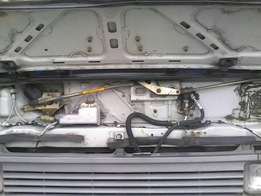 รถฮีโน่ 6 ล้อ รั้ว ( ไม่ดั้ม ) FF3H  195 แรงม้า. ปี 38.    สนใจติดต่อ  081 - 6079515