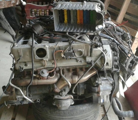 เครื่อง BENZ600-V12 ไม่มีใบ เหมาะเก็บไว้ใช้เป็นอะไหล่ครับ(ไม่รวมระบบไฟ) ราคา-35000 บาท.(ราคาต่อรองได้ครับ)