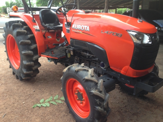 ขาย 4708 สวยๆ 4WD พร้อมเล่ม เกียไม่หอน สนใจ0819711186