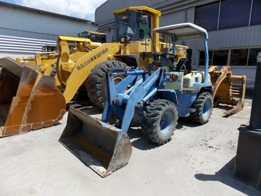 ขายด่วนรถตัก size เล็ก เอวอ่อน FURUKAWA FL302-3