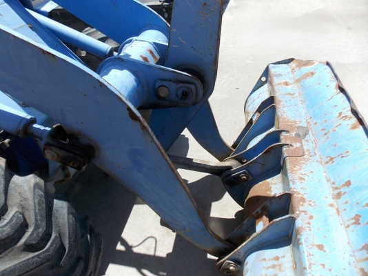 ขายด่วนรถตัก size เล็ก เอวอ่อน FURUKAWA FL302-3