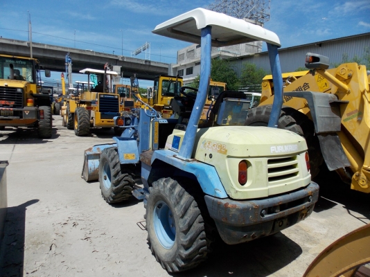 ขายด่วนรถตัก size เล็ก เอวอ่อน FURUKAWA FL302-3
