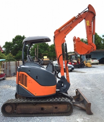 ขายถูก HITACHI ZX30U-2 เก่าญี่ปุ่น สภาพสวย พร้อมใช้งาน รุ่นใหม่ ปี2008 ชั่วโมงน้อยแค่ 3,600 สวยจัด โทร.090-986-2521 อ๊อบ