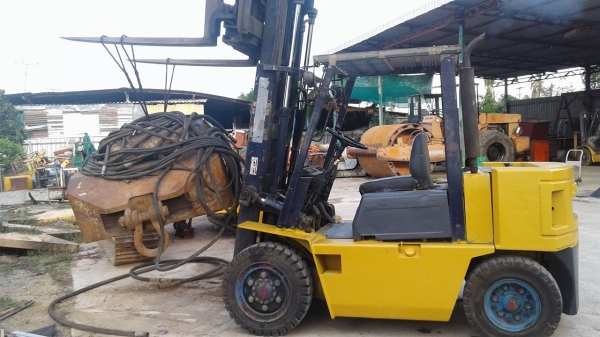 ขายรถโฟล์คลิฟท์ 3.3 ตัน