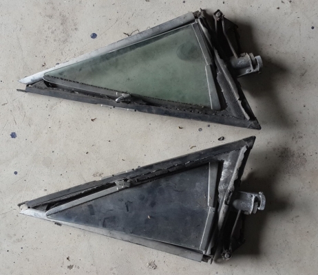 กระจกหูช้างW108คู่ละ5500