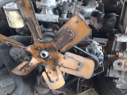 เครื่องยนต์ ISUZU-C240 เก่าเช็คนอกญี่ปุ่น รับประกัน  ราคา 40000 บาท มาติดเครื่องลองได้