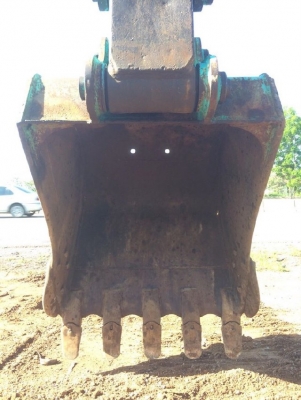 ขายรถแบคโฮ KOBELCO SK200 MARK 5 แทรค 80 ซม. สภาพสวยพร้อมใช้ มีVDOการทำงานครับ