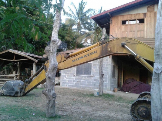 ขายแบคโฮ 150-3 ประหยัดน้ำมันกว่า120แต่ทำงานเท่า200 เครื่องแน่น100\%เทอร์โบหม่ๆแอร์เย็นช่วงล่างเต็มสภาพรถ85\%ต่อร่องได้