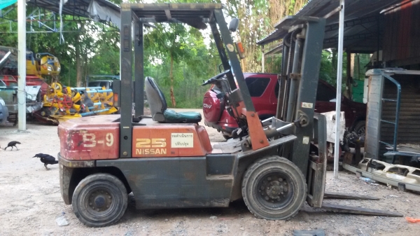 โฟคลิฟ 2.5 ตัน 75,000 ต่อรองได้ โฟคลิฟ 2.5 ตัน 75,000 ต่อรองได้