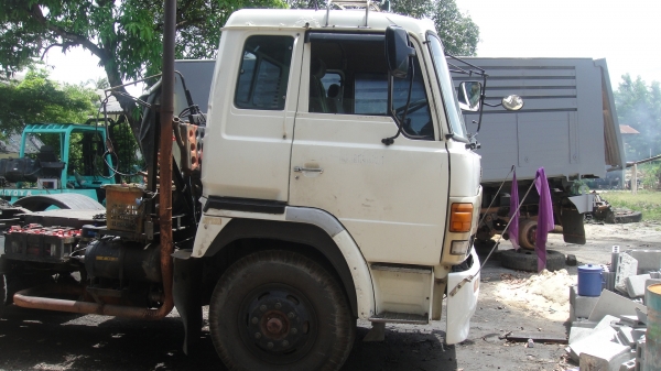 หัว HINO 3ใบปัด สภาพสวยมากของครบ ขาหน้า ขาหลัง ยกใส่ได้เลย