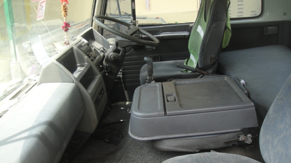 หัว HINO 3ใบปัด สภาพสวยมากของครบ ขาหน้า ขาหลัง ยกใส่ได้เลย