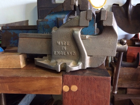 ขายปากกา 4", 3" และซีแค้มป์จับงาน 10"  อังกฤษ