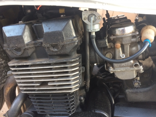 ขายด่วนครับ zrx 400.