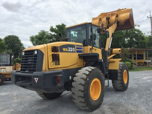 KOMATSU WA320-5 สภาพสวย ญี่ปุ่นแท้ พร้อมใช้งาน โทร.090-986-2521 อ๊อบ KOMATSU WA320-5 สภาพสวย ญี่ปุ่นแท้ พร้อมใช้งาน โทร.090-986-2521 อ๊อบ
