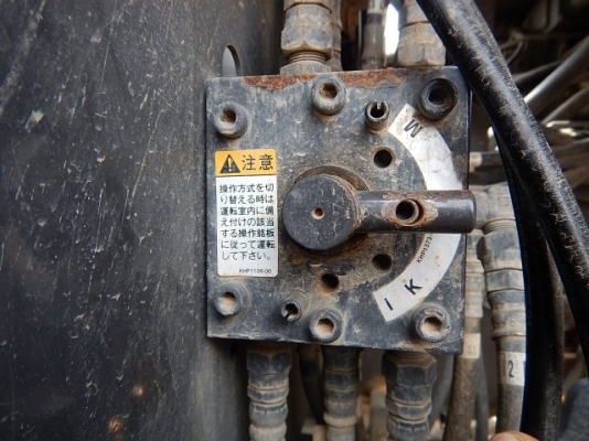 Sumitomo SH200LC-3 บูมยาว 16 เมตร ปี 2006 ใช้งานน้อยแค่ 4 พันชม. ขายไม่แพงครับ