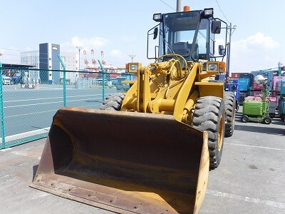 Komatsu WA200-1 sn.30,000 กว่า เก่าญี่ปุ่น สภาพสวย ดี พร้อมใช้งาน โทร.090-986-2521 อ๊อบ