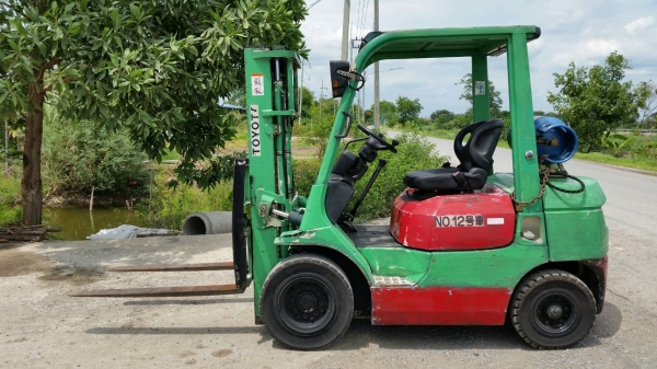 ขายด่วนรถยก TOYOTA 7FGยก2.5ตันเสาสูง3เมตรยางตัน4เส้นรถนอกเพิ่งเข้ามาสถาพเดิมๆยังไม่เคยใช้งานในเมืองไทยเลย=รุ่นใหม่ขายถูกๆๆ ขายด่วนรถยก TOYOTA 7FGยก2.5ตันเสาสูง3เมตรยางตัน4เส้นรถนอกเพิ่งเข้ามาสถาพเดิมๆยังไม่เคยใช้งานในเมืองไทยเลย=รุ่นใหม่ขายถูกๆๆ