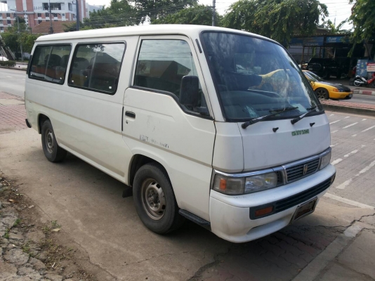 NISSAN URVAN 98 มือเดียว ใช้น้อย เดิมๆ ดีเซล TD27 พาวเวอร์ รถเดิมบาง ภายในดี