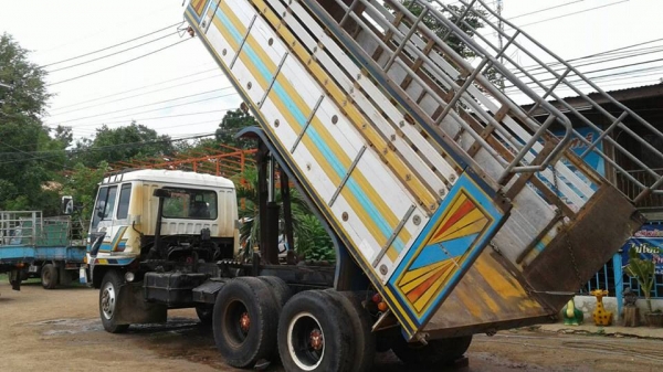 ขายรถ10ล้อ ดั้มเพลาเดียว เครื่อง195แรง พาวเวอร์ เบรกจิฟฟี่ ภายในสวย รถพร้อมใช้ เอกสารเล่มทะเบียนพร้อมโอน ราคา490,000 สนใจโทร 090-8588220คุณนะ 093-3258446คุณบิว หรือเข้าดูสินค้าอื่นๆได้ที่ www.narong2truck.com หรือ www.truck.in.th/498 หรือเพจFacebook ณรงค์ ขายรถ10ล้อ ดั้มเพลาเดียว เครื่อง195แรง พาวเวอร์ เบรกจิฟฟี่ ภายในสวย รถพร้อมใช้ เอกสารเล่มทะเบียนพร้อมโอน ราคา490,000 สนใจโทร 090-8588220คุณนะ 093-3258446คุณบิว หรือเข้าดูสินค้าอื่นๆได้ที่ www.narong2truck.com หรือ www.truck.in.th/498 หรือเพจFacebook ณรงค์