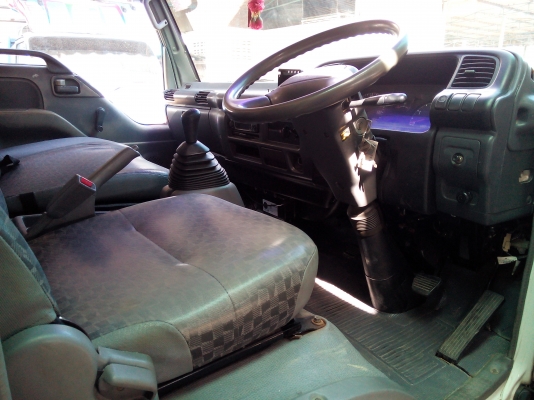 6 ล้อกลาง  *Euro.2* ISUZU  NQR 150 แรงม้า *ยาว 5.50 ม.* รถสวยเดิม+สวยจริง+พร้อมใช้งาน * รถห้างแท้ * มีเล่มพร้อมโอน *