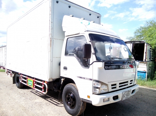 6 ล้อกลาง  *Euro.2* ISUZU  NQR 150 แรงม้า *ยาว 5.50 ม.* รถสวยเดิม+สวยจริง+พร้อมใช้งาน * รถห้างแท้ * มีเล่มพร้อมโอน *
