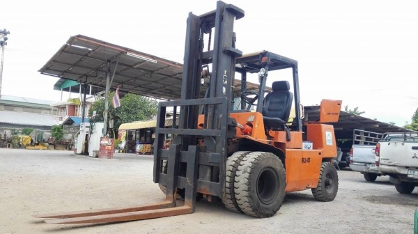 ** ขอบคุณผู้ซื้อ&amp;พี่เสือครับ ** รถโฟคลิฟท์ TCM 4 ตัน ยกสูง 4 เมตร เครื่องยนต์ดีเซล รถสวยเครื่องแน่นปั้มดีมาดูมาทดลองขับก่อนได้ครับ!!